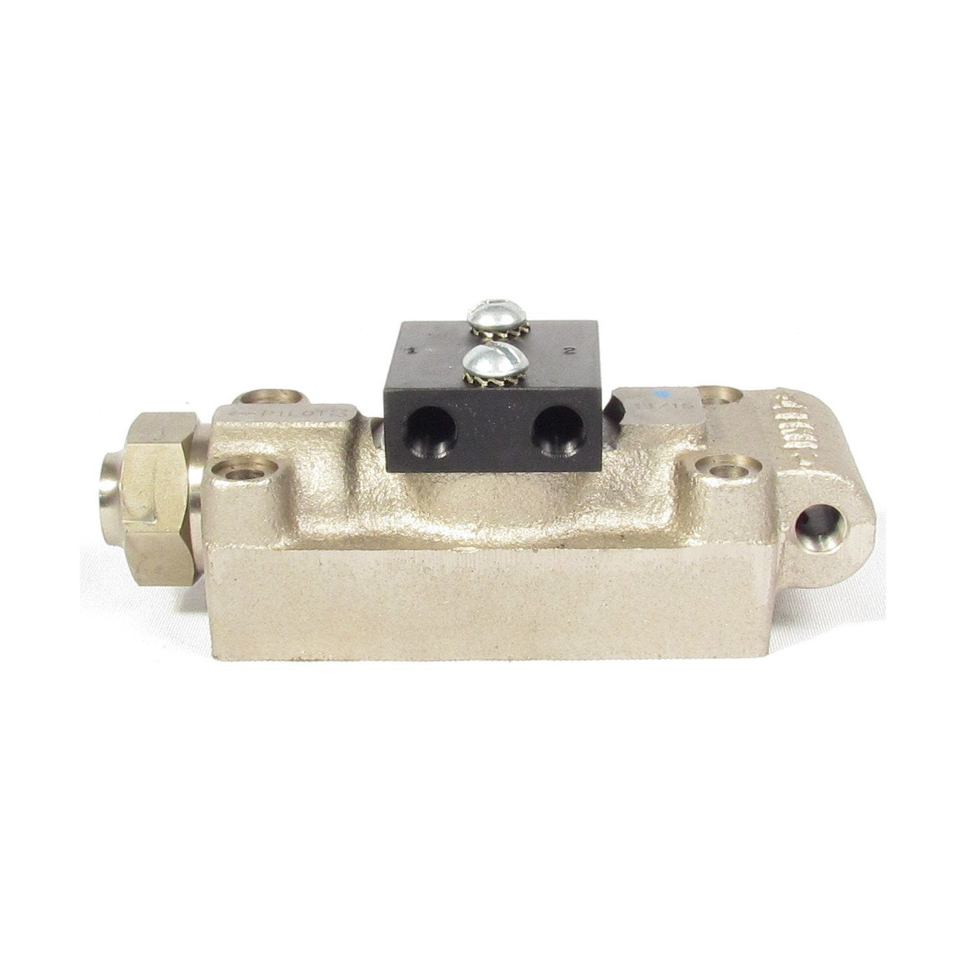 Fortpro Slave Valve for Mack Truck Transmissions - Replaces 216KD41